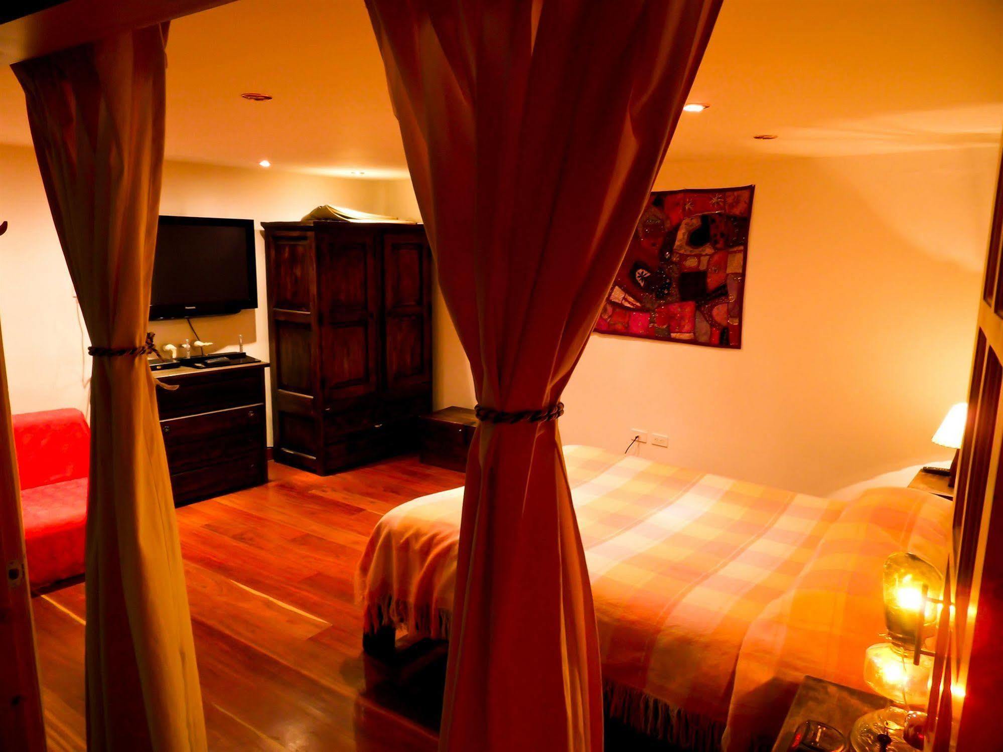 Bed&Breakfast Chorro De Quevedo Bogotá Eksteriør bilde